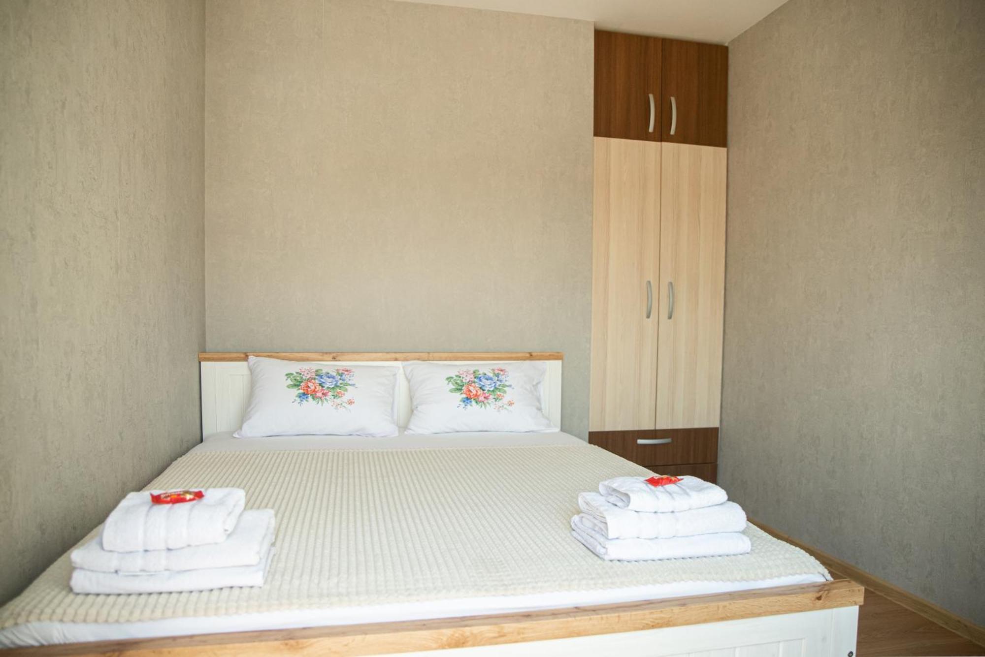 רוסה Mdm Apartment City Center מראה חיצוני תמונה