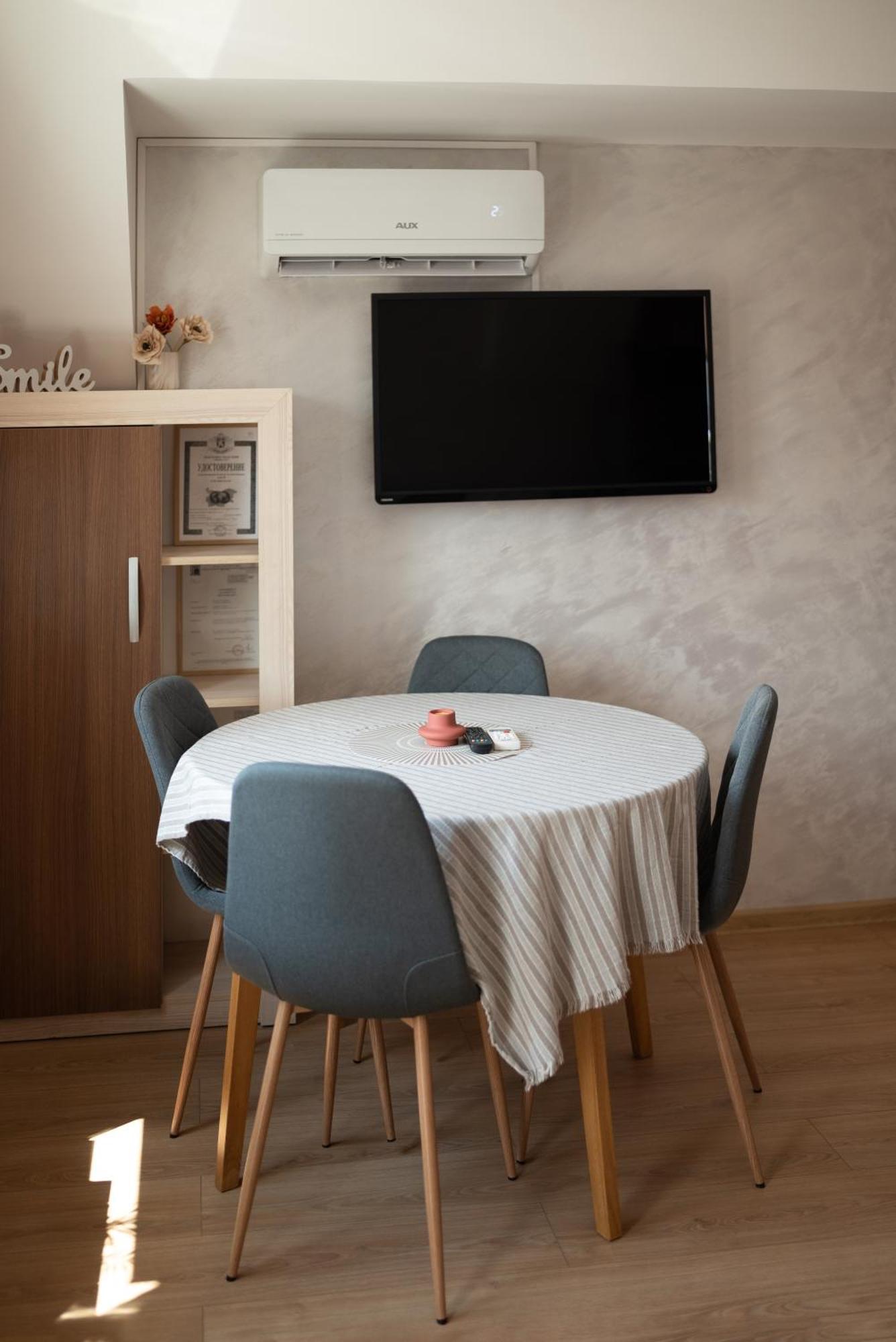 רוסה Mdm Apartment City Center מראה חיצוני תמונה