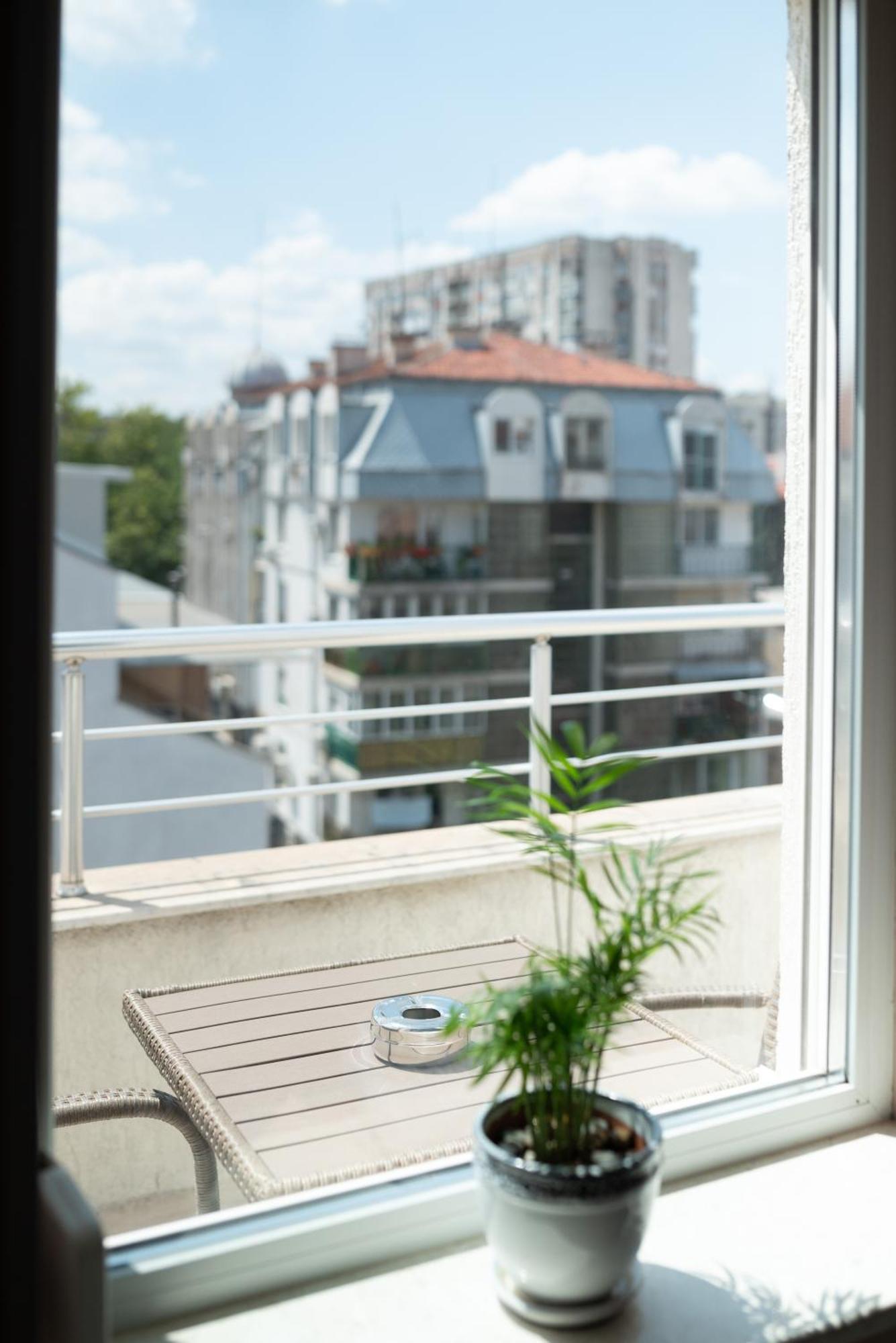 רוסה Mdm Apartment City Center מראה חיצוני תמונה